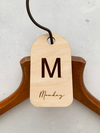 Wooden 5 Days of the week hanger tags